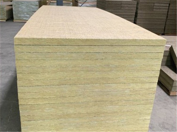 岩棉复合板